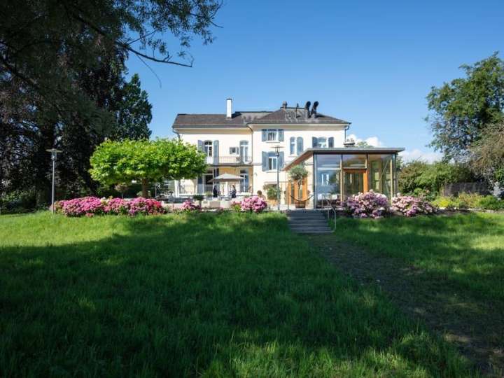 Restaurant Villa am See by Sandro Lüthi